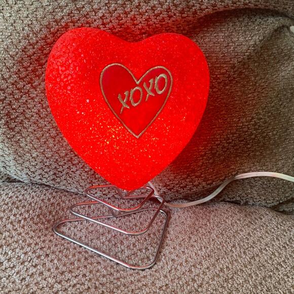 VINTAGE Decorative Outfit 90s XOXO Melted Popcorn Red Heart Light Romantic Sexy - Picture 11 of 14